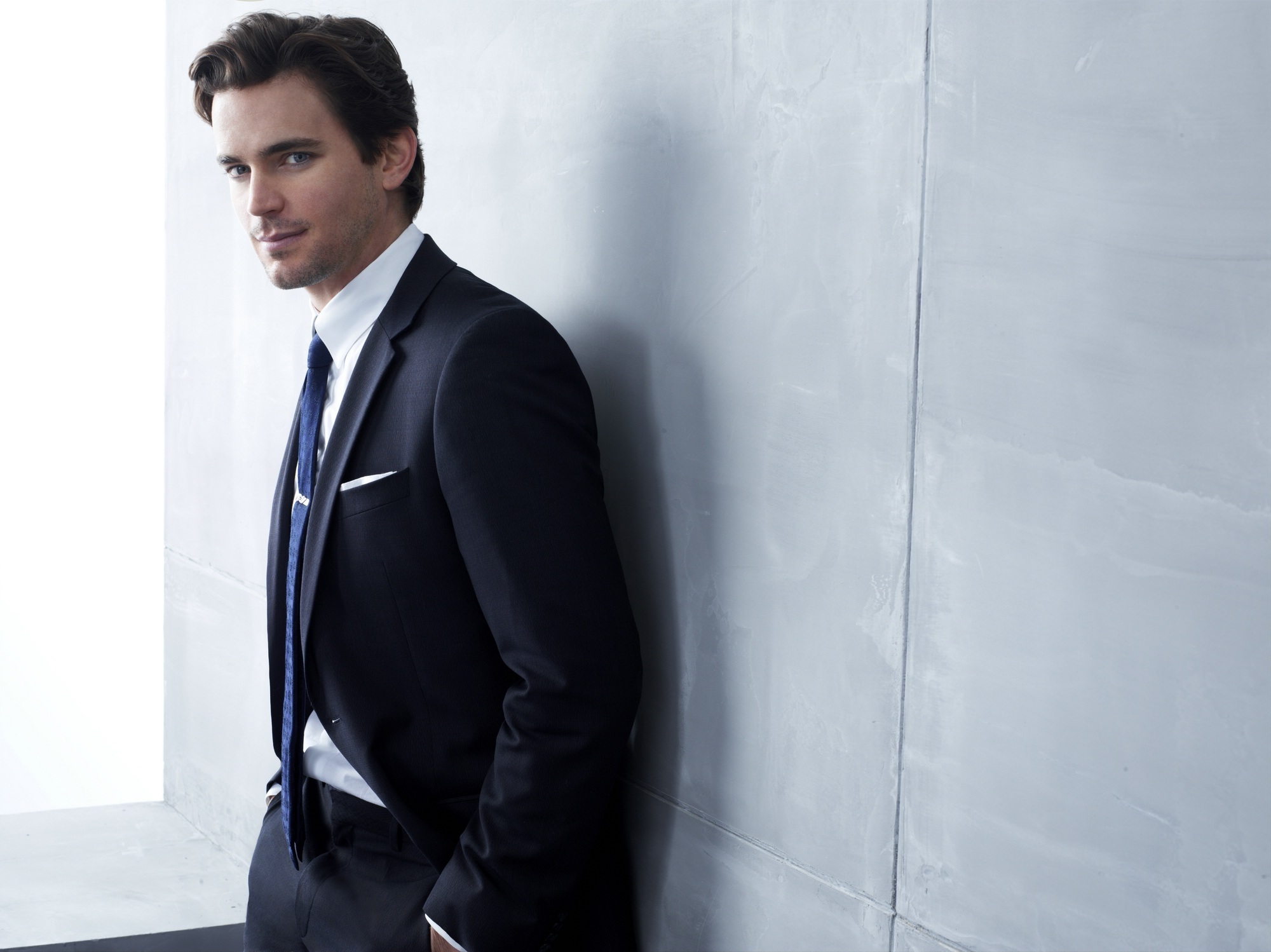 [Juego] Como seria tu personaje en el mundo real? Matt-Bomer-matt-bomer-22705569-2000-1498