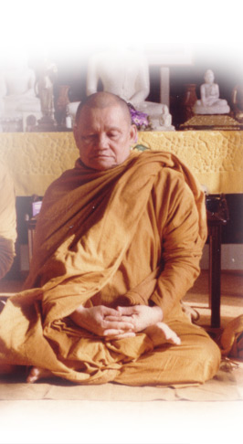 Conseils à un méditant découragé Front-ajahn-chah_04