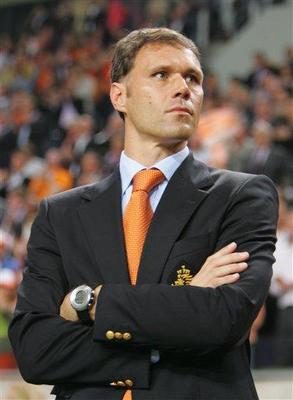 اساطير الكرة العالمية والعربية 080228-marco_van_basten