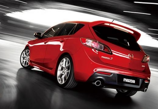 للجميلات عاشقات التحدي ما رأيك بارتداء فستان احمر وقيادة Mazda3MPS؟ Mazda101009a6