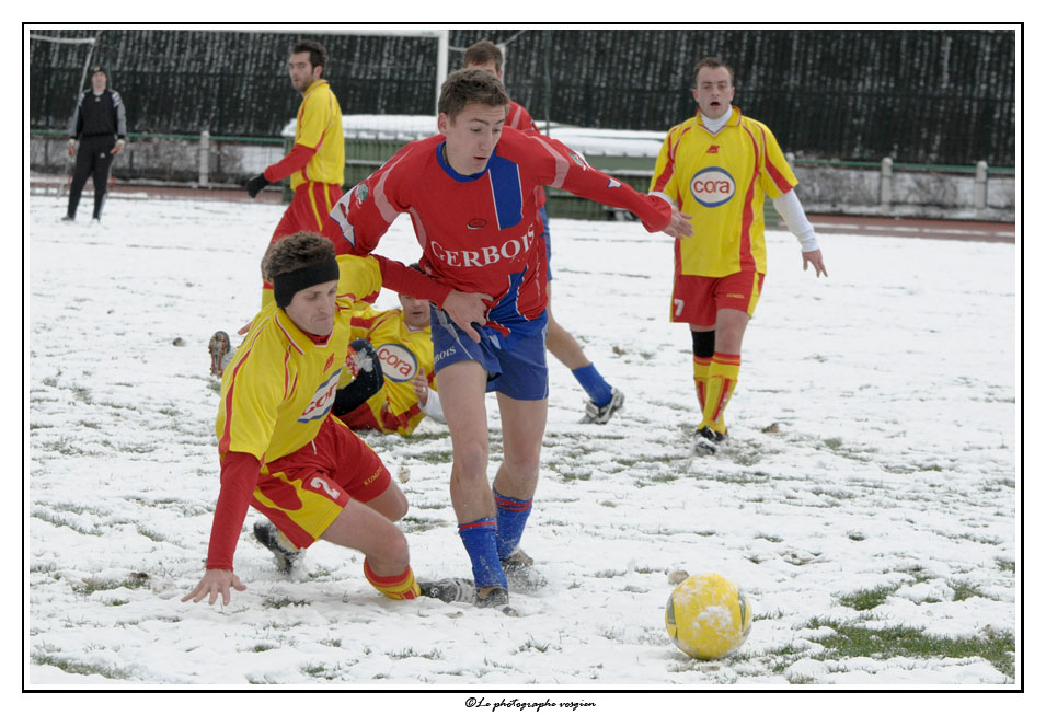 Premier match de l'année ... _E330540