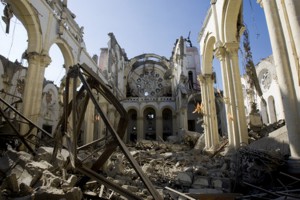 España 2030: un viaje al futuro Iglesia-destrozada-300x200