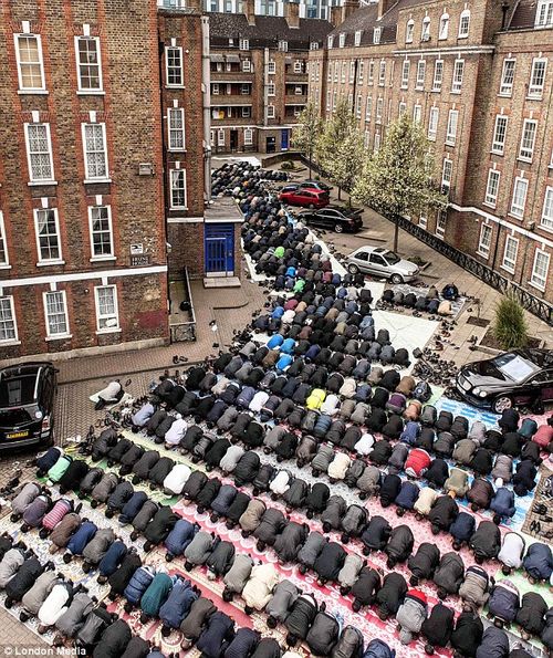 homosexuales - Casi la mitad de los británicos se plantea abandonar el país al verlo convertido en un estercolero multicultural - Página 4 Inglaterra-musulmana