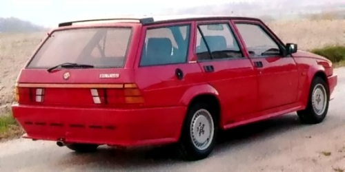 Alfa Romeo "Spéciales" - Page 6 75%20Turbo%20Wagon