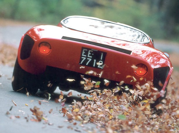 Le GTV 2000 Sport Club de Franck 200412211930_alfa_33_stradale_1967_1