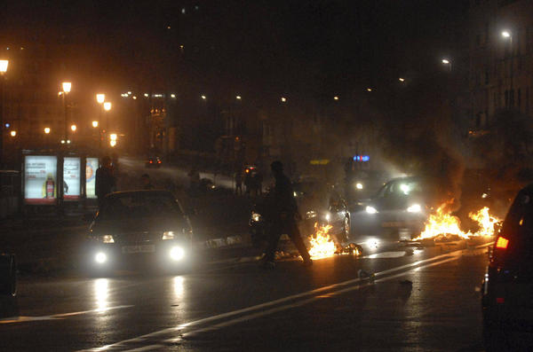 هنـا متابعة المظاهرات في الشارع الجزائري الموضوع للنقل - صفحة 2 Bab-El-Oued-5-1-11-14