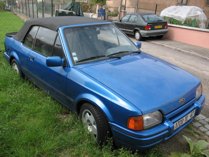 nouvelle acquisition escort XR3I MK4 CAB 13619443714ab93e8eb01d3photo220