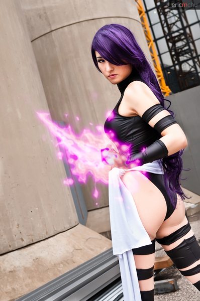 GUESS WHO'S BACK! Psylocke-cosplay-3