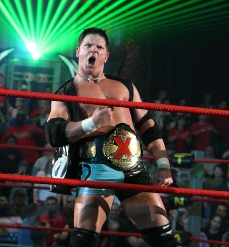 AJ Styles sigue siendo OVW Champion AJ-Styles-tna-superstar-10