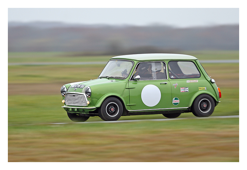 Almondgreen Morris Cooper S MKII 1969 035tw4