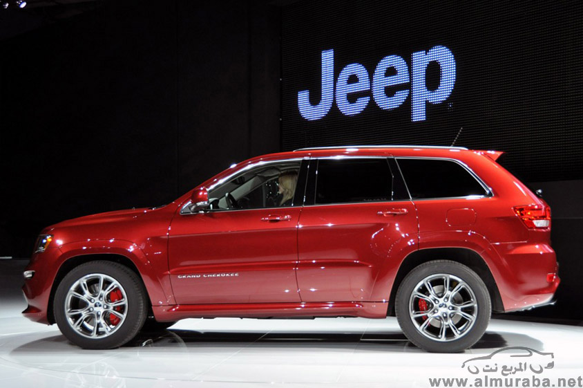 صور جيب شيروكي SRT 2012-Jeep-Grand-Cherokee-SRT8-side-1024x680