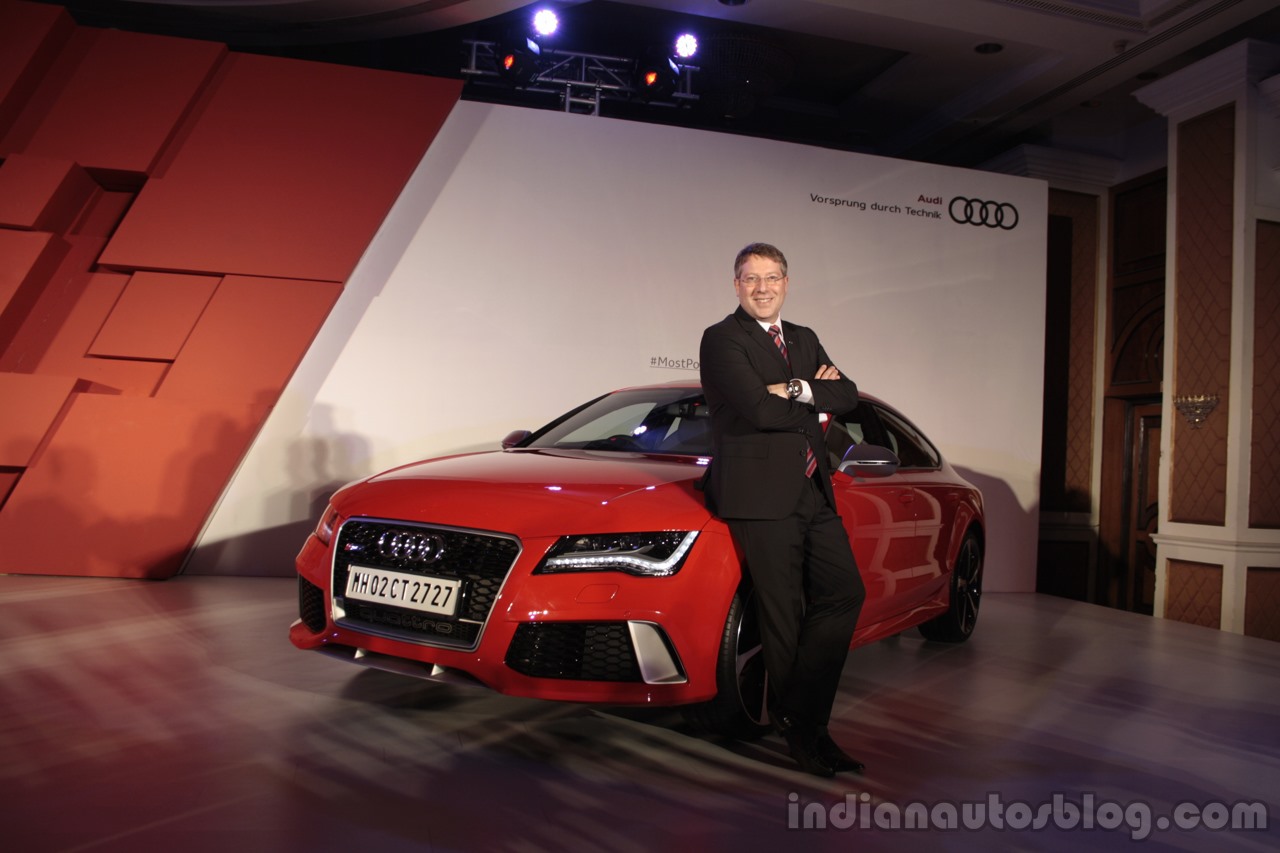 “بالصور” اطلاق اودي ار اس 7 2014 المطورة صور ومواصفات Audi RS 7 Audi-RS-7-India-Launch-images-Joe-King