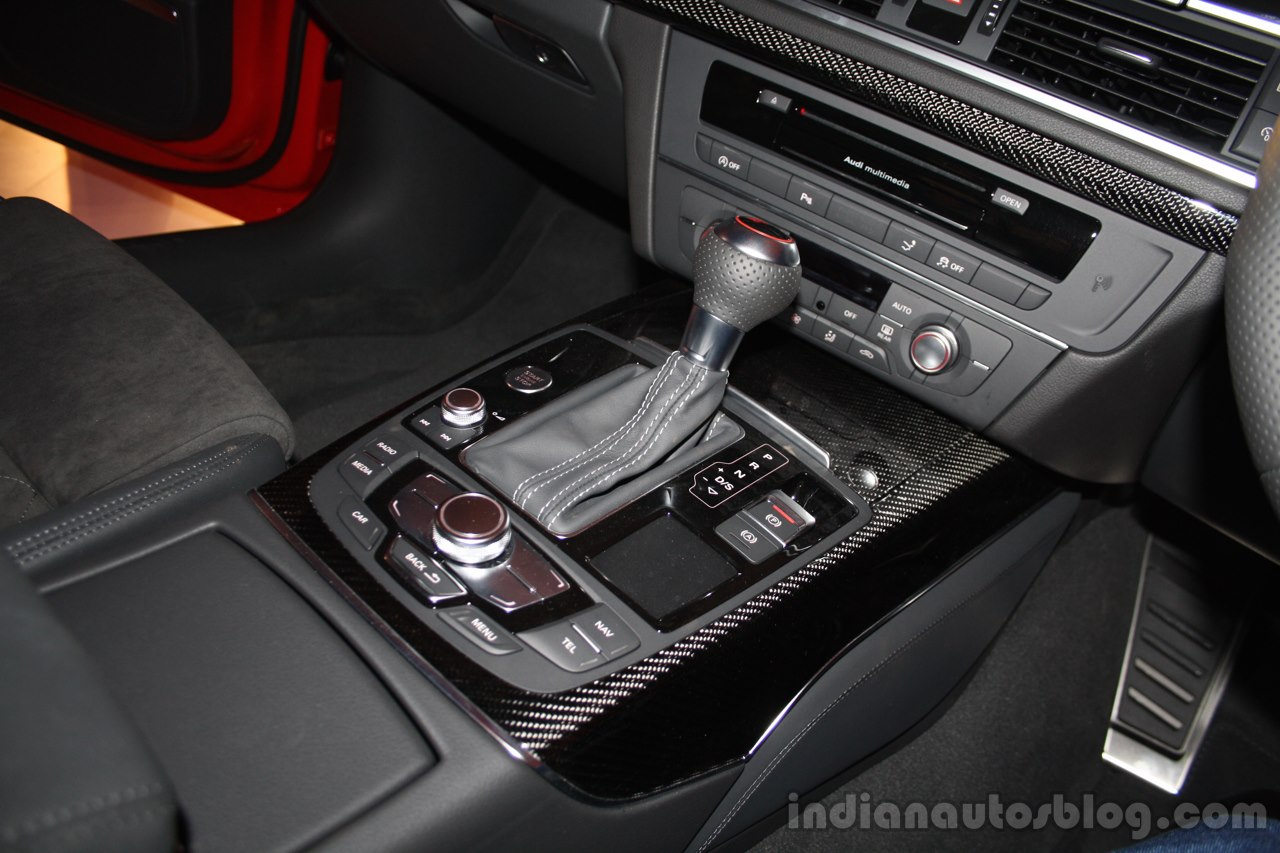 “بالصور” اطلاق اودي ار اس 7 2014 المطورة صور ومواصفات Audi RS 7 Audi-RS-7-India-Launch-images-gear