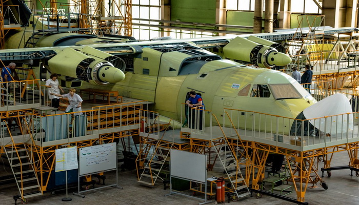 Il-112V أول طائرة نقل تم تصميمها وتصنيعها ما بعد الحقبة السوفيتية 10000154