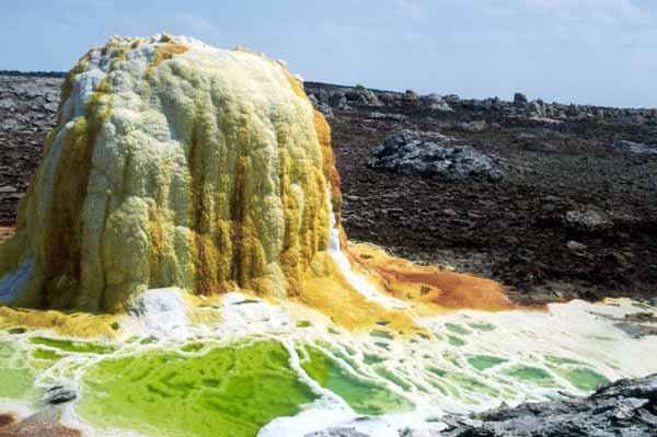 Sights You'd Like to See in a Bond Film - Page 2 Dallol_04_compact