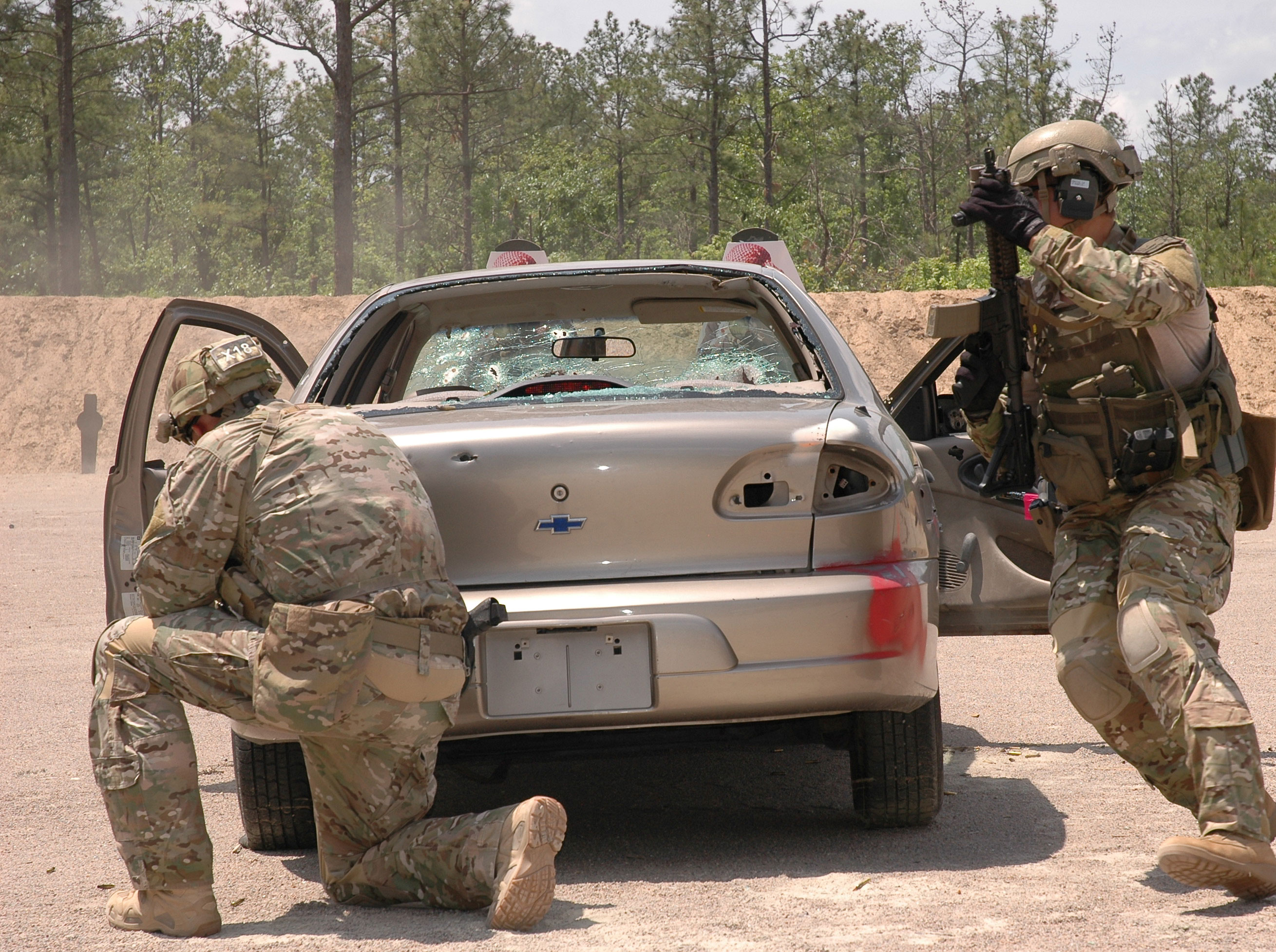 Recopilación FOTOS GREEN BERETS + referencia United-states-special-forces-hr