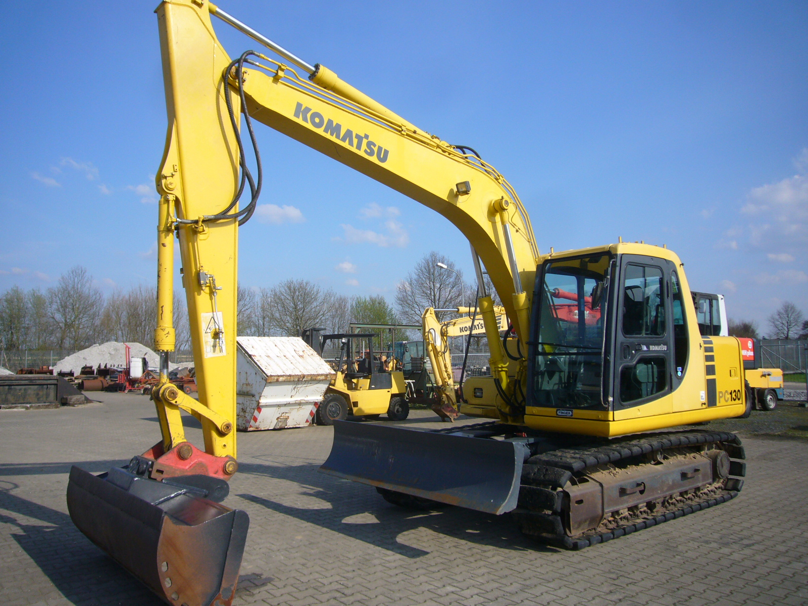 escavatore komatsu P1070960