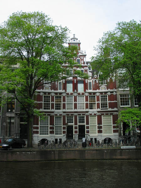 Ouverture de I Amsterdam. Museum_western_canal_ring_theatermuseum