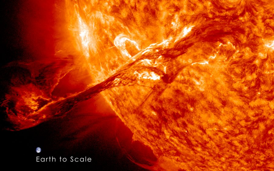 30 images that will make you RECONSIDER your ENTIRE existence Earth-compared-to-sun