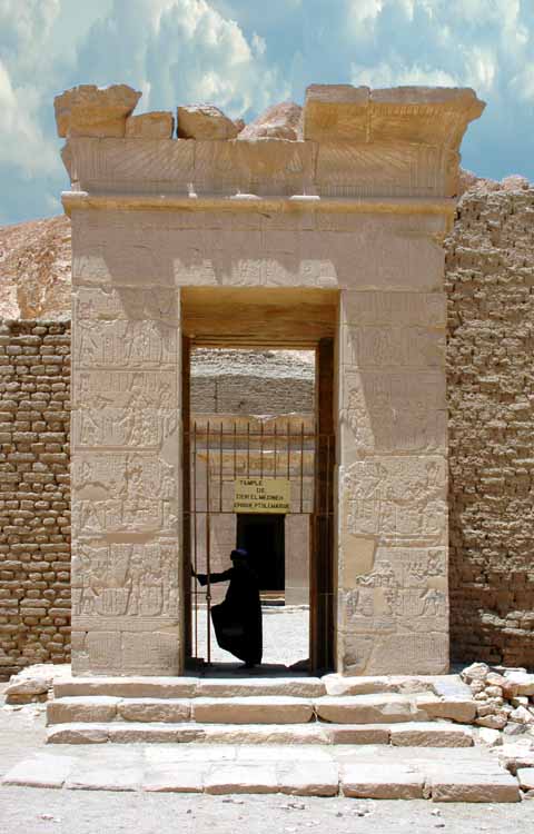 Templo de Hathor Deir el Medina Picture%20018001