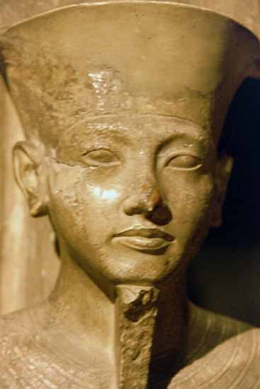 متحف الاقصر>>Luxor Museum> Tutankhamun%20as%20amun%202