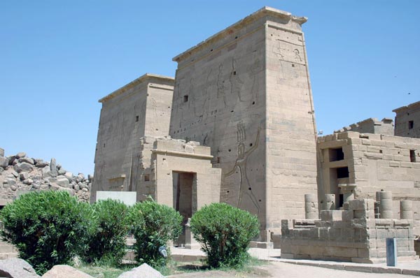 معبد فيله...بالصور  The Island of Philae  Picture%20390001