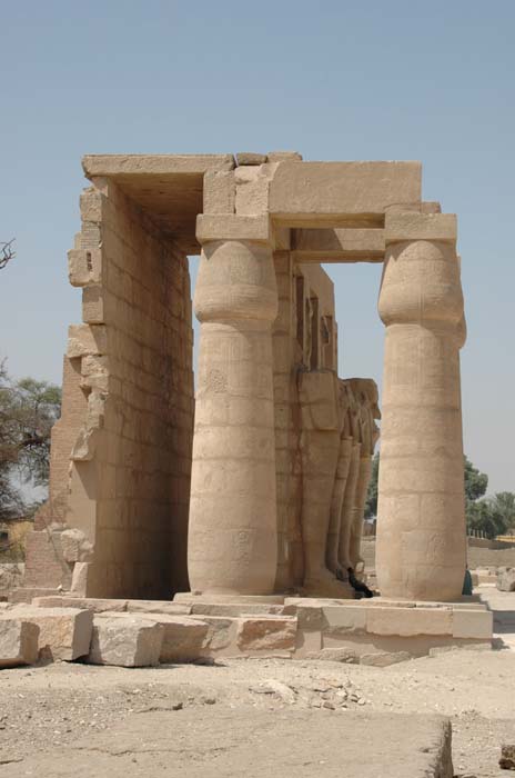 معبد الرمسيوم ...Mortuary temple of Ramesses II  Ramesseum_020