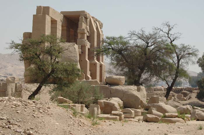 معبد الرمسيوم ...Mortuary temple of Ramesses II  Ramesseum_034