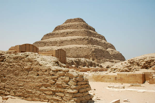 هرم زوسر المدرج بسقاره.....Djoser's Step Pyramid at Saqqara Saqqara_jul_2006_0027