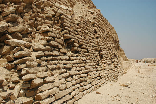 هرم زوسر المدرج بسقاره.....Djoser's Step Pyramid at Saqqara Saqqara_jul_2006_0065