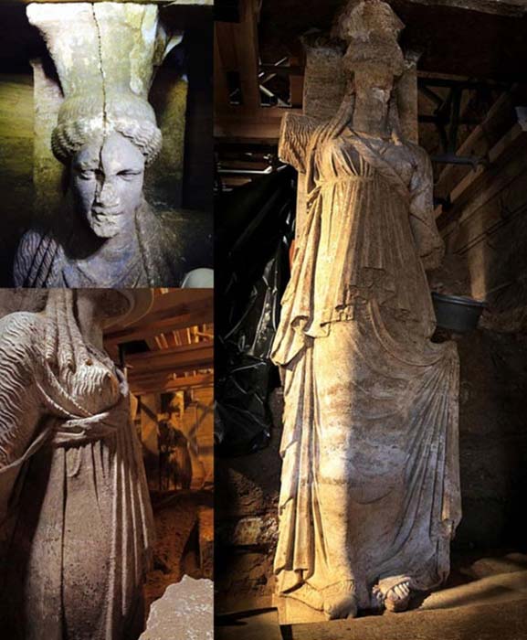 Inside the antechamber of the Amphipolis tomb  - Page 2 Caryatid-sculptures