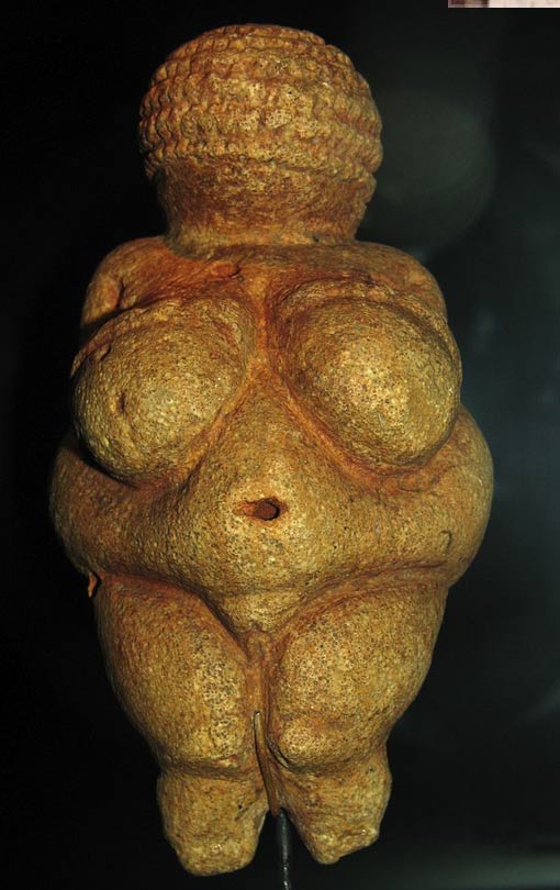 Ancient dogu figurines with large goggle-eyes defy scholarly explanation Venus-of-Willendorf