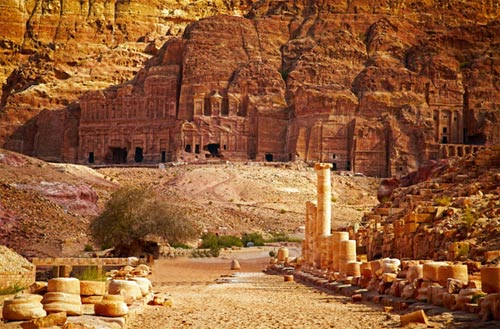 The sophisticated water technologies of the ancient Nabataeans Ancient-city-petra