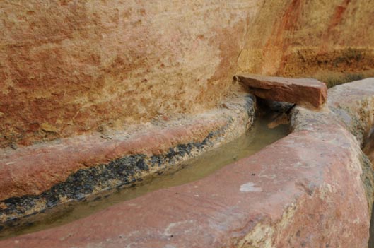 The sophisticated water technologies of the ancient Nabataeans Aqueduct-channel-petra