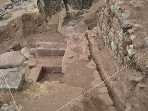Thirteen-angle stone discovered in ancient Inca wall reveals incredible skill of masons Water-channels