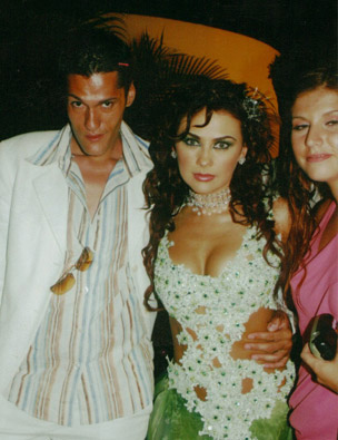 Recordando a Hugo Castellanos con algunas reinas 022AracelyArambula