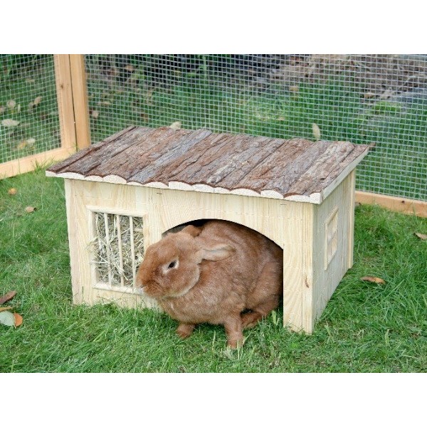 j'envisage de faire une petite cabane en bois pour mettre dans l'enclos de mon lapin Maison-pour-lapins-avec-ratelier