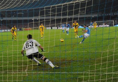 Napoli-Parma 2-0 Abe5d7e858d5c07f5fd2723b79bb7df5