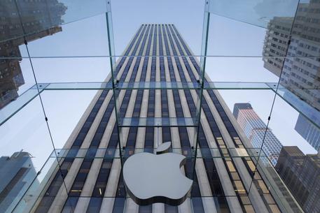 Apple, multa da 533 milioni dollari su brevetti iTunes 2e263d87034ad051dc7af49a5bfeb89e