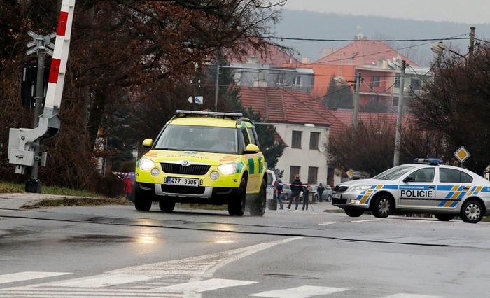 Repubblica Ceca: spara in un ristorante, 9 morti C4523fd1b90838a58816d008954be7ea
