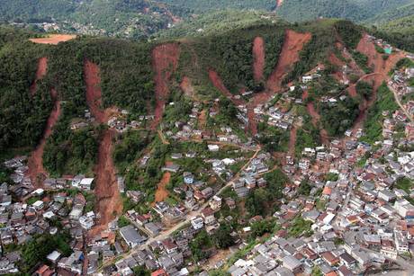 Apocalisse alle porte ? Alluvioni,terremoti marini, e freddo artico in piu paesi del mondo. 0110112224351377_20110112