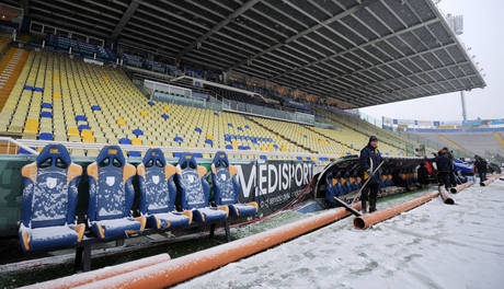 Parma-Fiorentina rinviata per neve 8c95555a6e54bcae6e9d252ef526a745