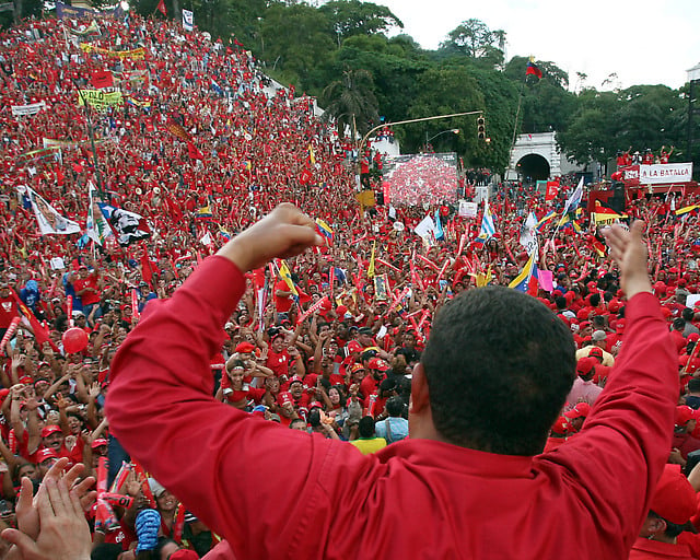 Logros de la Revolución Bolivariana Campaa_en_caracas_04_fb__3946