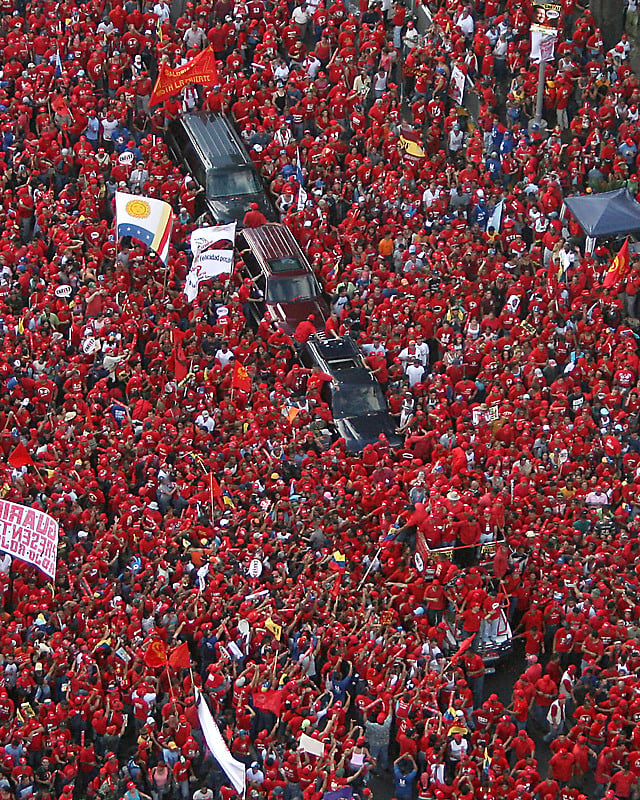 Logros de la Revolución Bolivariana Campaa_en_caracas_06_mg__5785