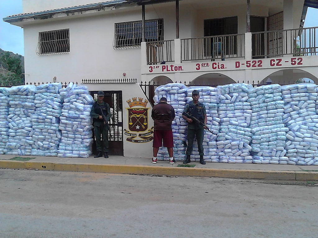 Detenido sujeto con mil doscientos paquetes de pañales dentro de su vivienda  Img_20150305_084037