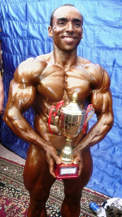 بطولة العرب بكمال الاجسام 2010 -5-27 وحصريا لعيون اعضاء فنر توب والتي اقيمت في مصر   Arab_bodybuilders%20%2819%29