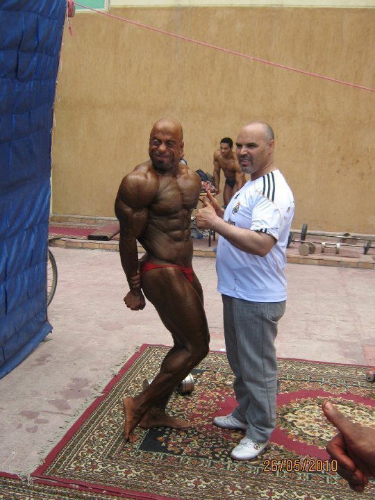 بطولة العرب بكمال الاجسام 2010 -5-27 وحصريا لعيون اعضاء فنر توب والتي اقيمت في مصر   Arab_bodybuilders%20%2842%29