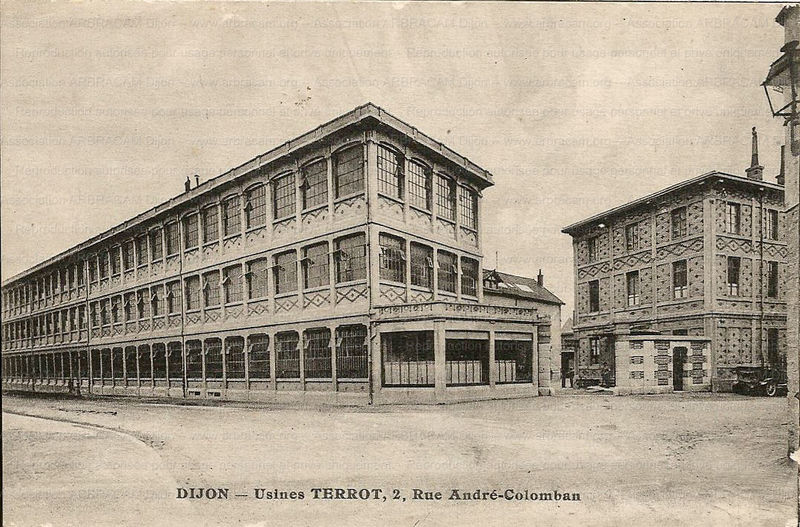 Les vieilles vitrines ou Garage disparus - Page 19 L_00003-3-batiments-carte-postale-terrot-usine-1