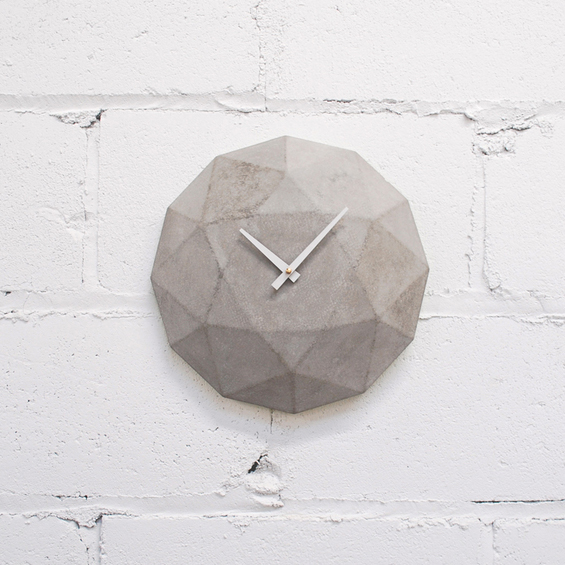 [Horloge] The National Design Collective : Cairo Star Cut  3497-architecture-design-muuuz-magazine-blog-decoration-National-Collective-Cairo-Star-Cut-Concrete-Clock-horloge-beton-01