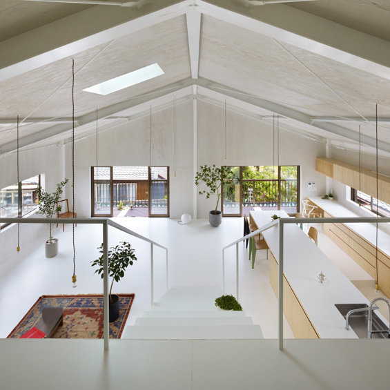 [Loft] Airhouse Design Office : Maison de Famille à Gifu 3601-architecture-design-muuuz-magazine-blog-decoration-Airhouse-Design-Office-Maison-Famille-Gifu-entrepot-rehabilitation-japon-01